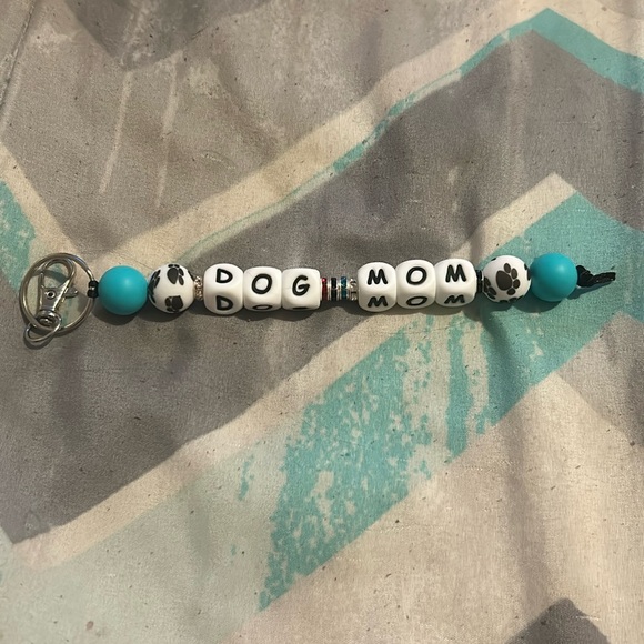 Dog mom straight keychain - Picture 1 of 1